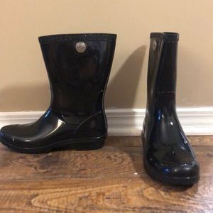 UGG Rainboots